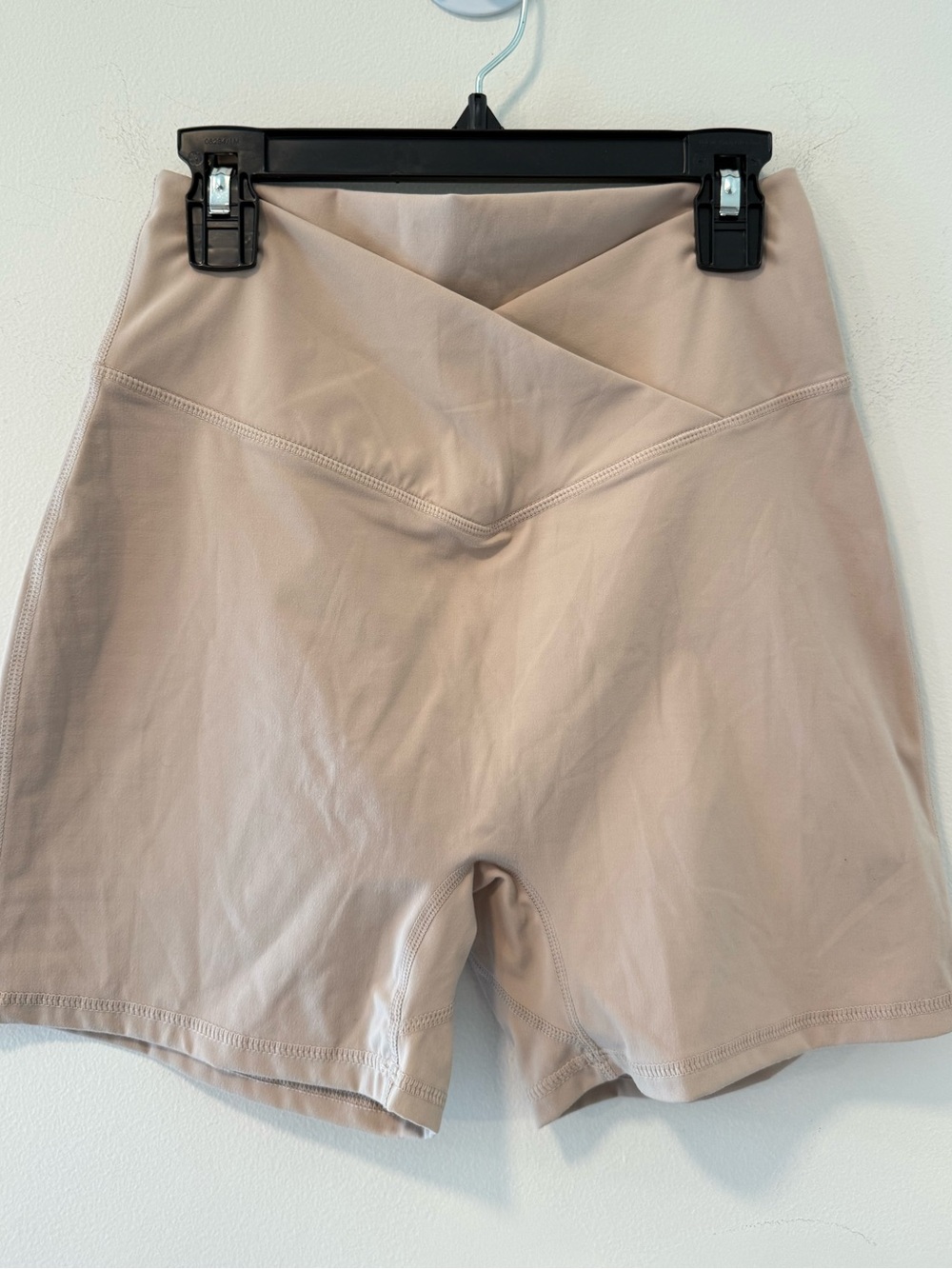 Sunzel Shorts Size M Color: Beige #Lux-Q